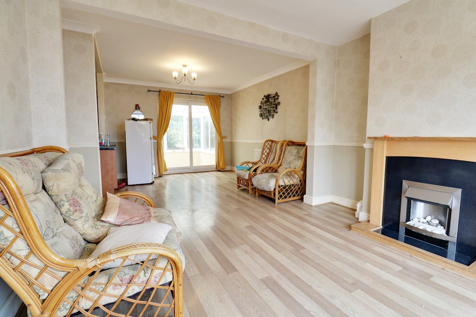 House Oakleigh Gardens in Greater London