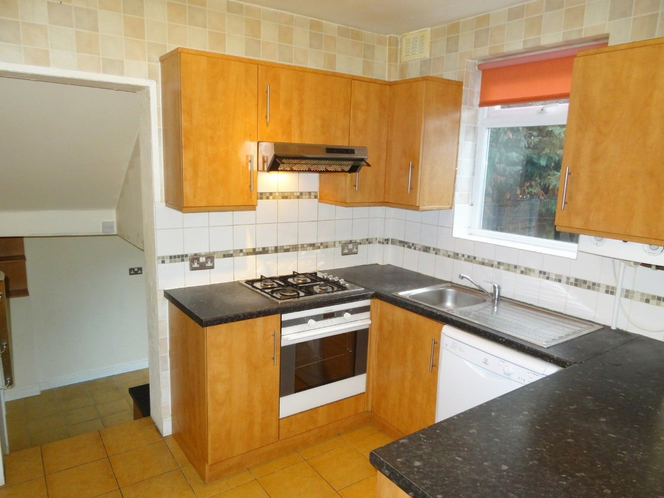 House Oakleigh Gardens in Greater London