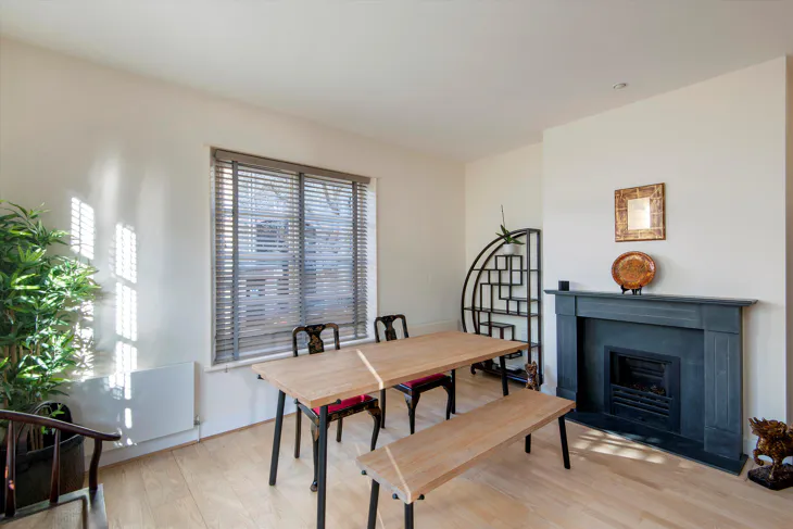 Flat Callcott Street in Greater London