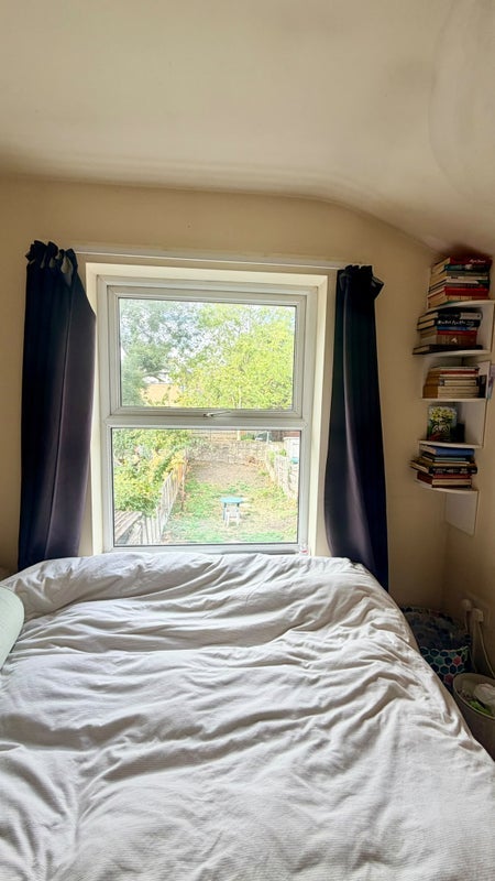 Room Hornsey Park Road in Greater London