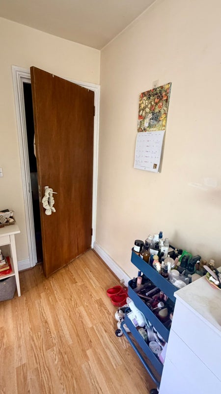 Room Hornsey Park Road in Greater London
