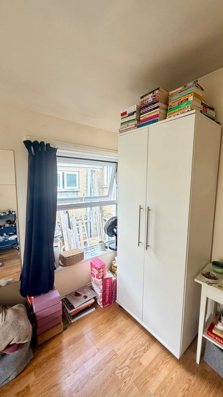 Room Hornsey Park Road in Greater London
