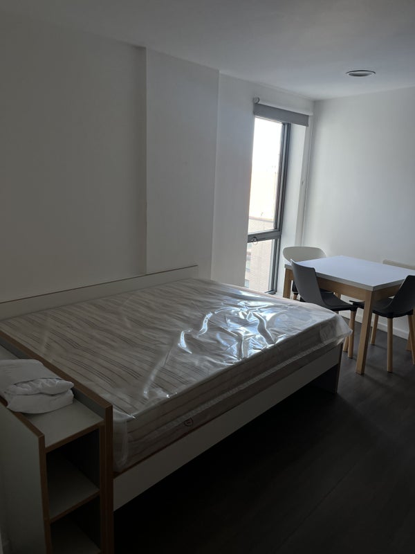 Room Garden Street in Sheffield