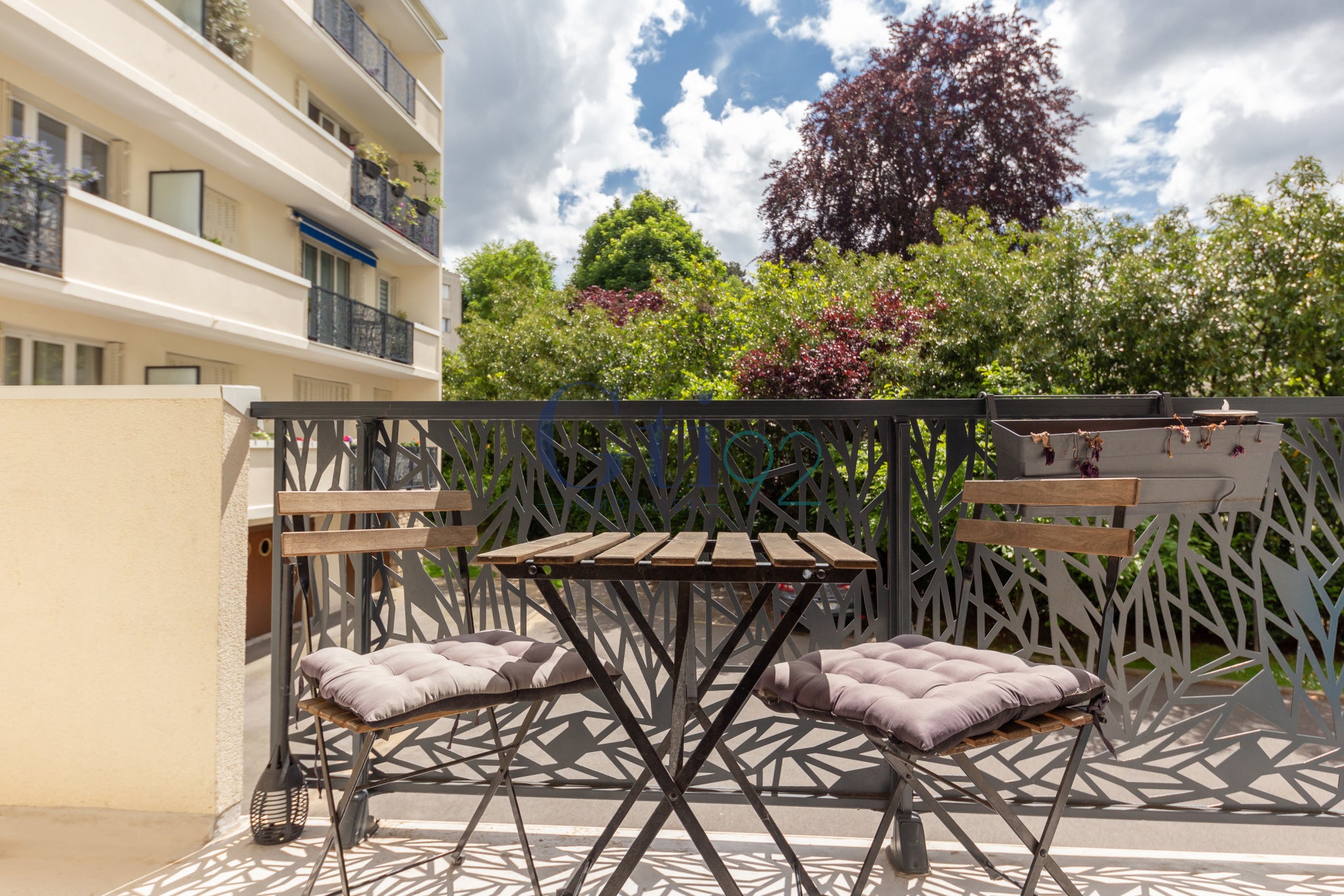 Appartement Rue de la Garenne à Le Plessis-Robinson