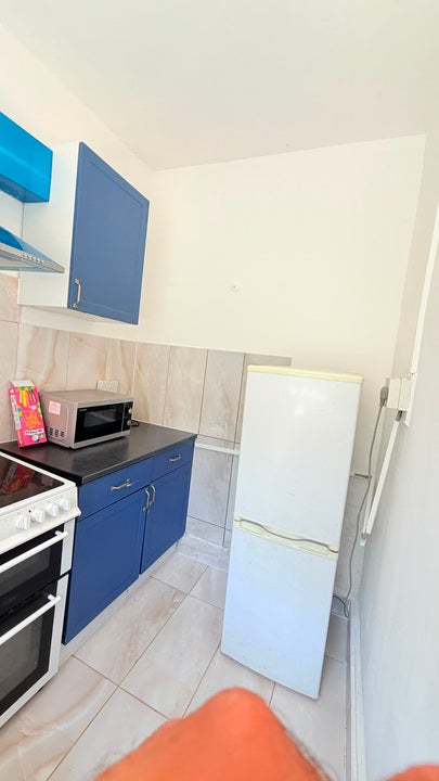 Room Leek Road in Stoke-on-Trent