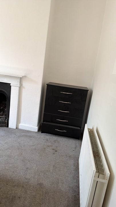 Room Leek Road in Stoke-on-Trent
