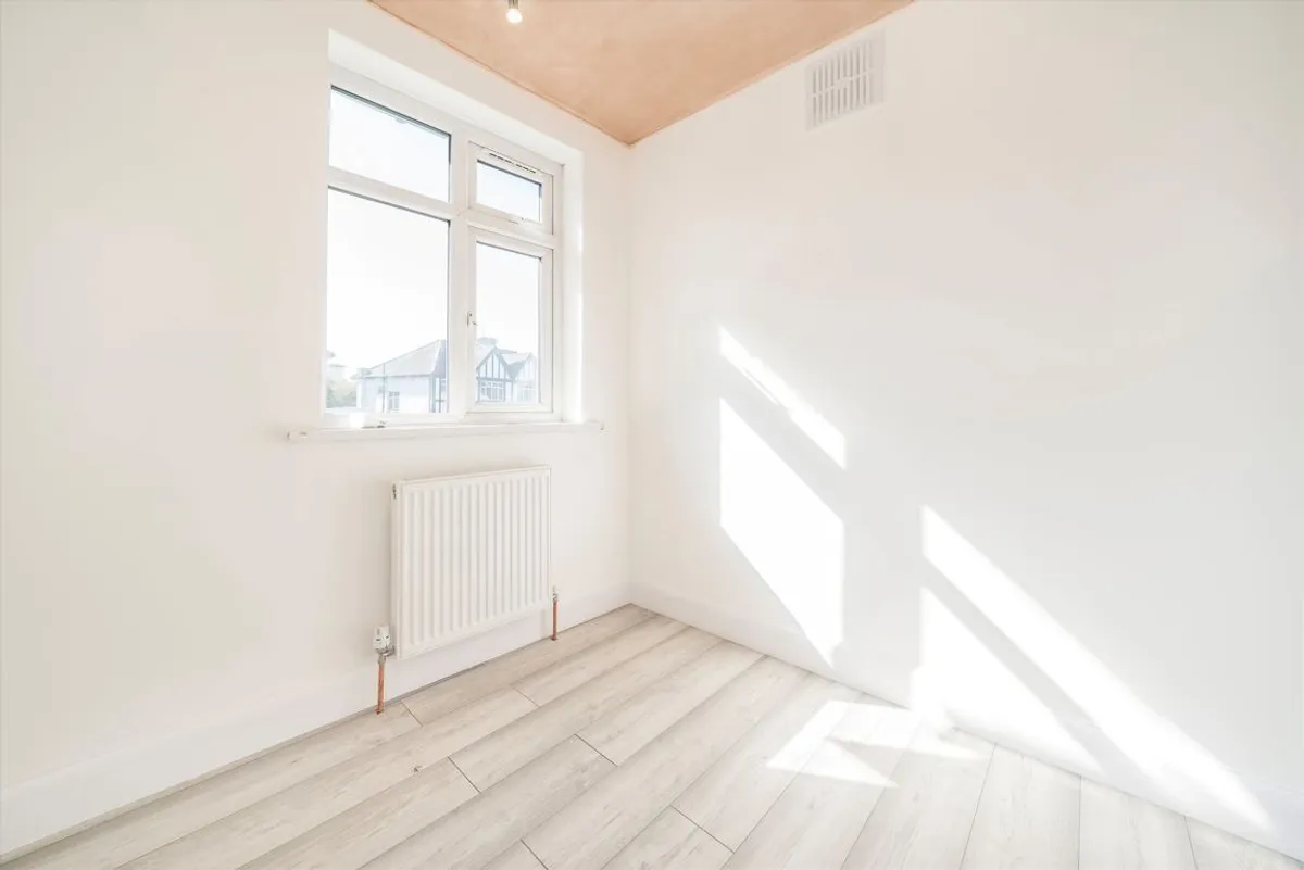 House Chinnor Crescent in Greater London