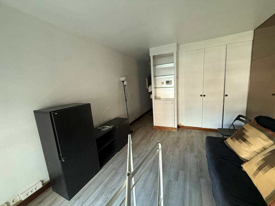 Appartement Rue Rabelais à Paris