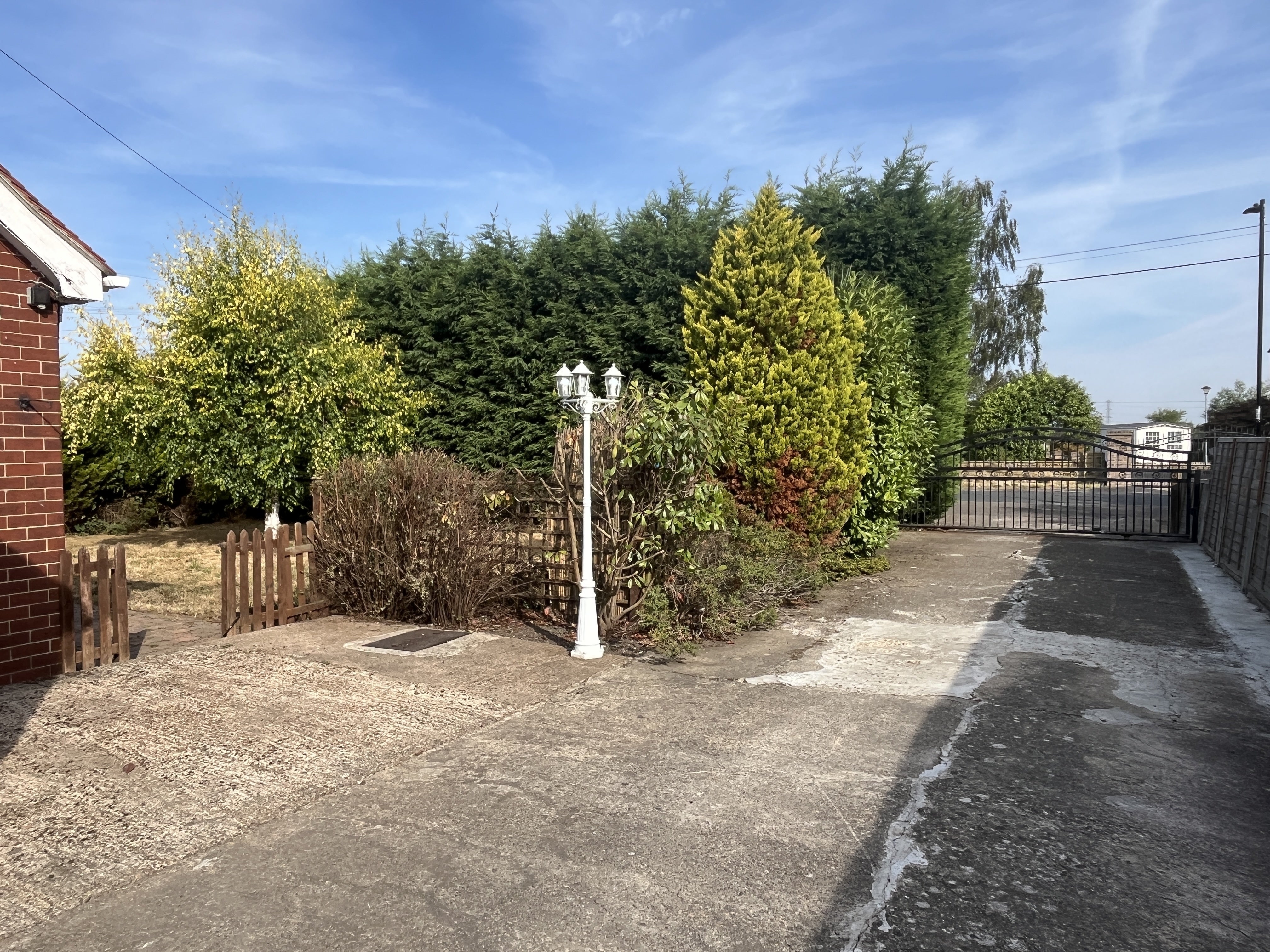 House Hall Villa Lane in Doncaster