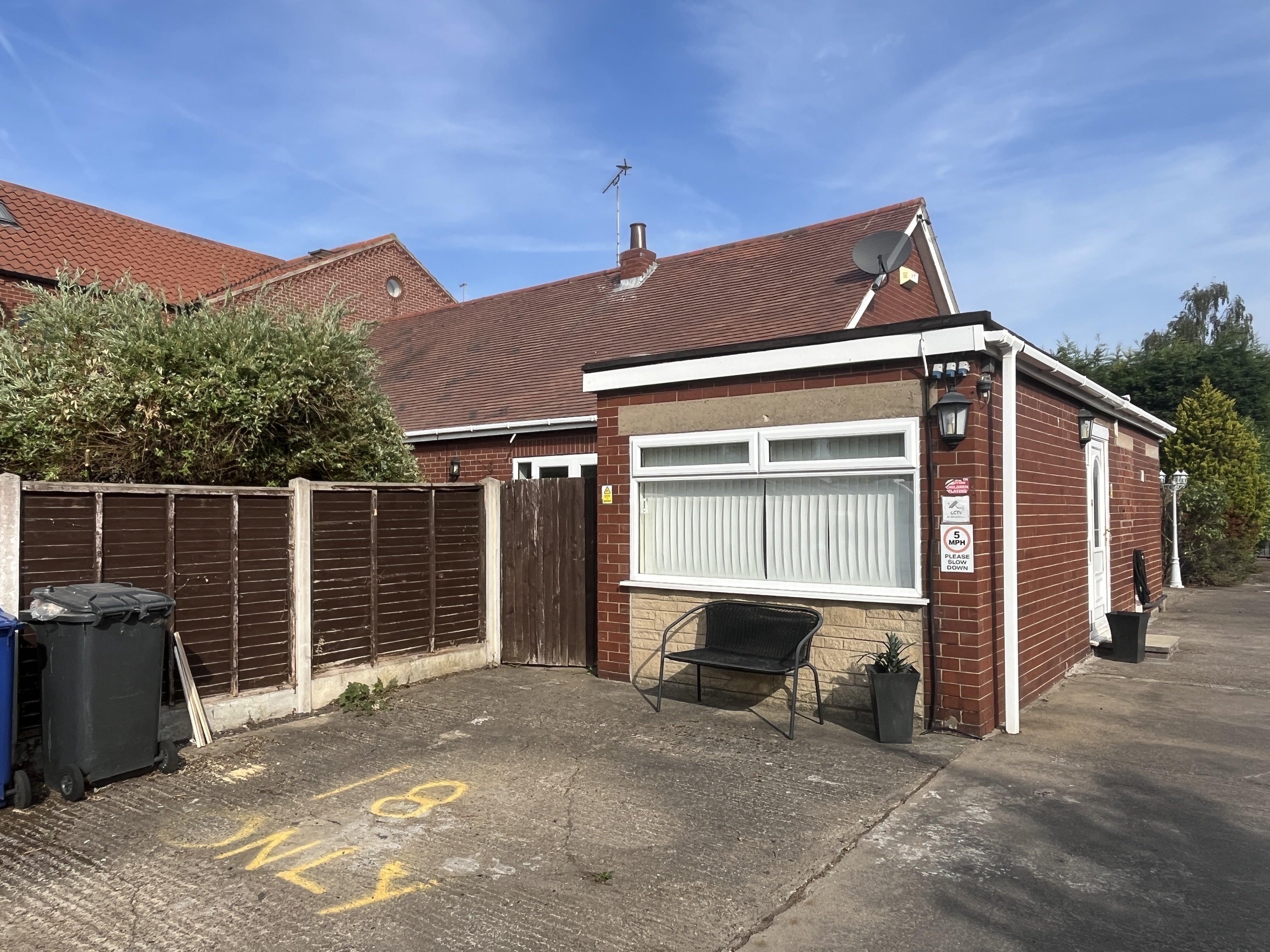 House Hall Villa Lane in Doncaster