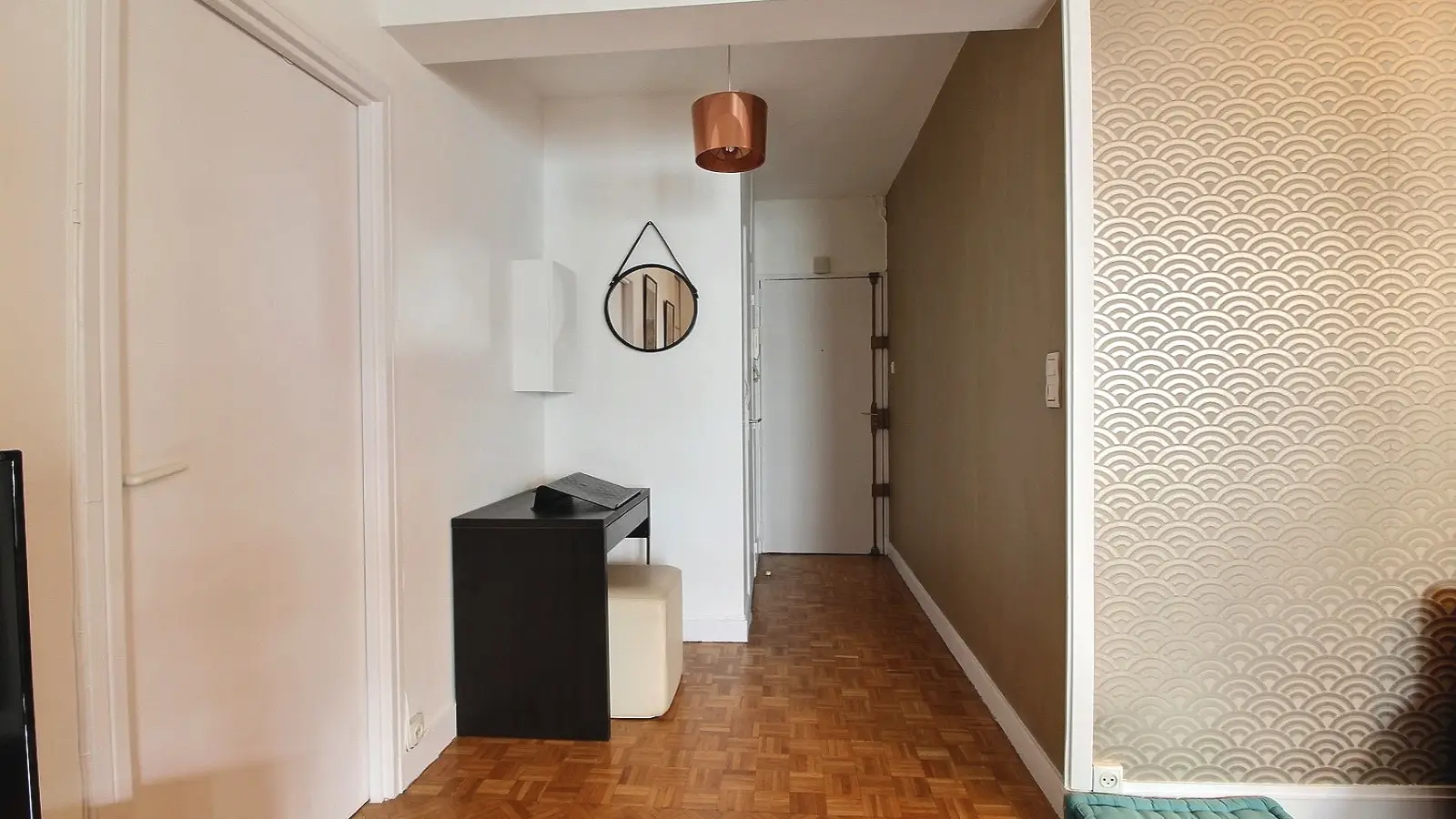 Flat Rue Castagnary in Paris