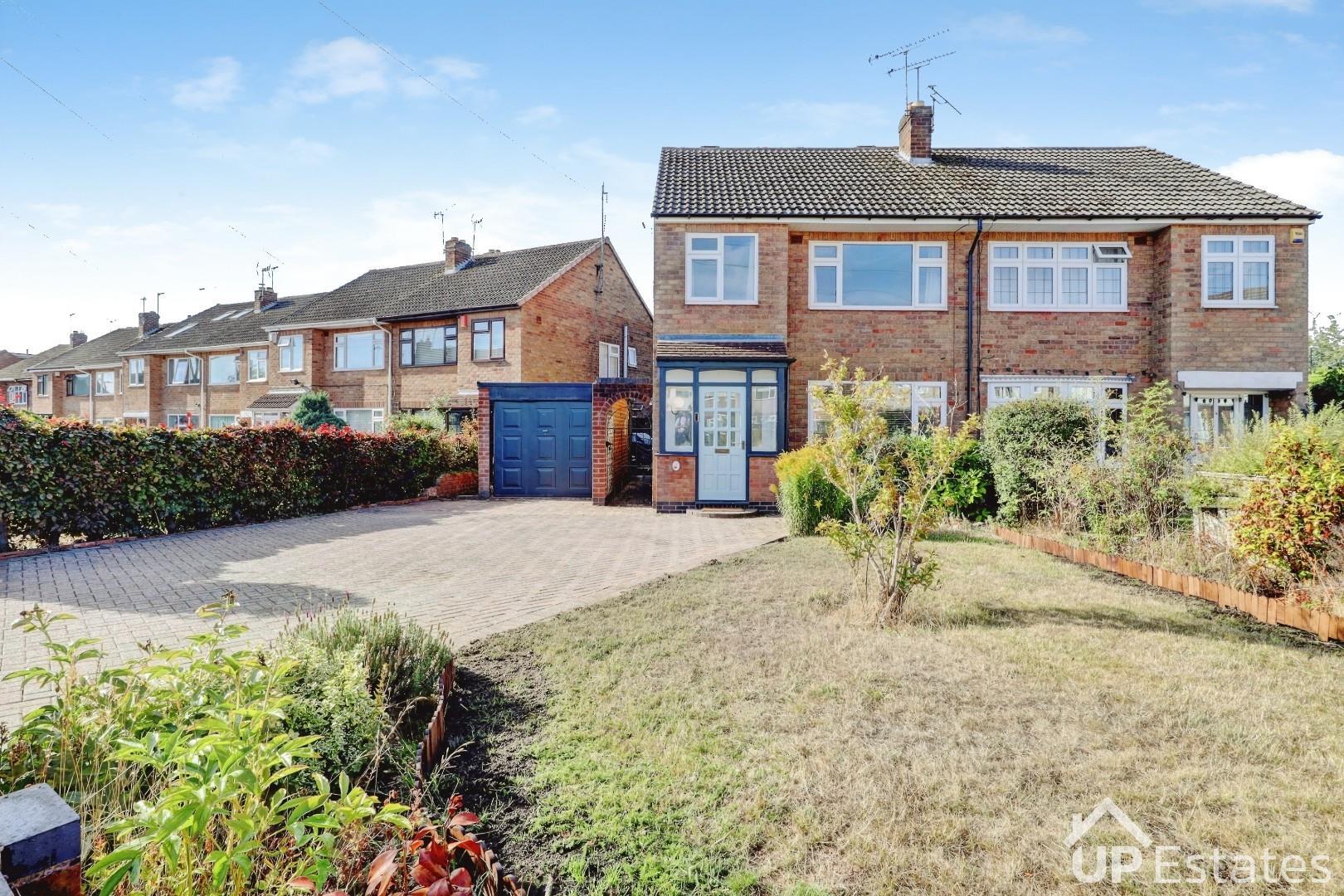 House Chetwode Close in Coventry