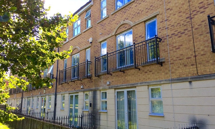 Flat Lancelot Road in Harry Stoke