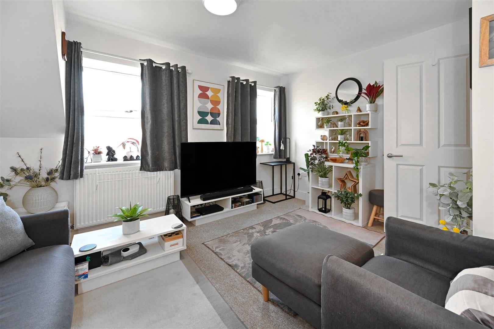 Flat Aldwick Road in Arun