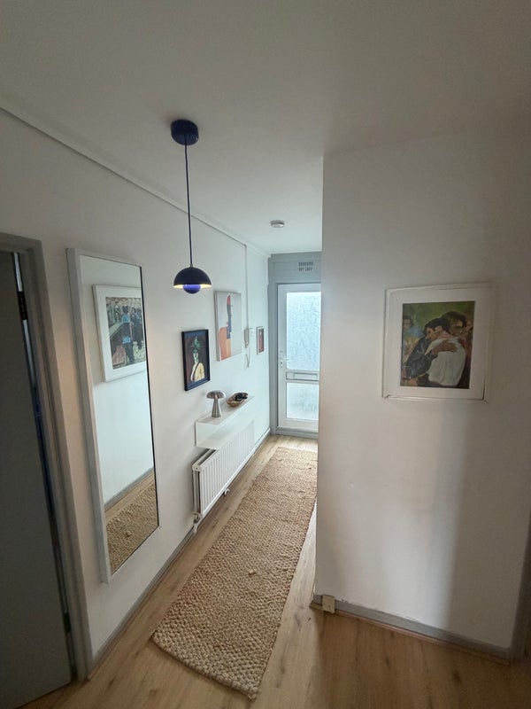 Room Sewardstone Road in Greater London