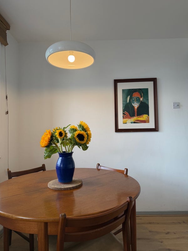 Room Sewardstone Road in Greater London