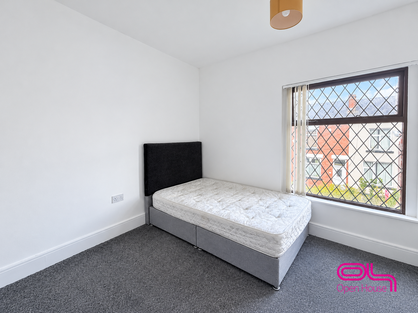 Room Jethro Street in Bolton