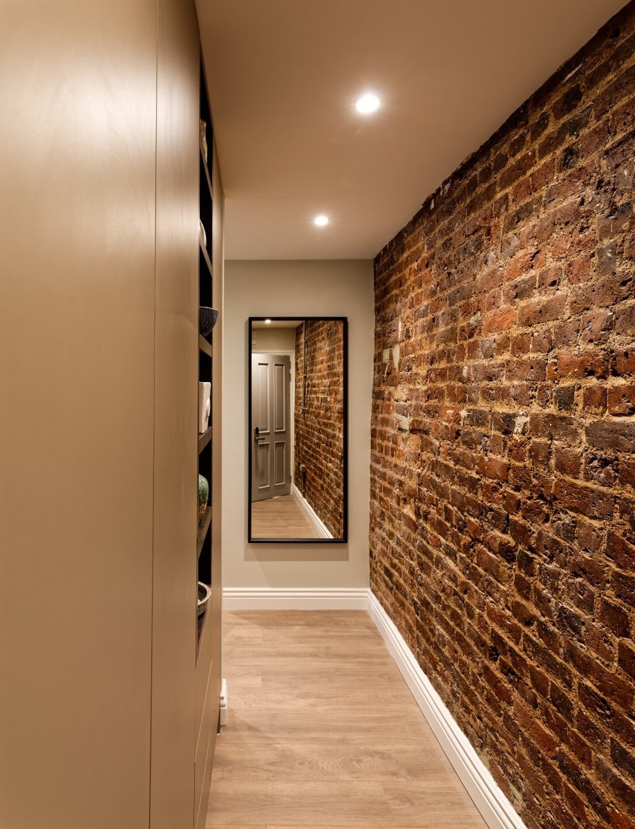 Flat Bingham Place in London
