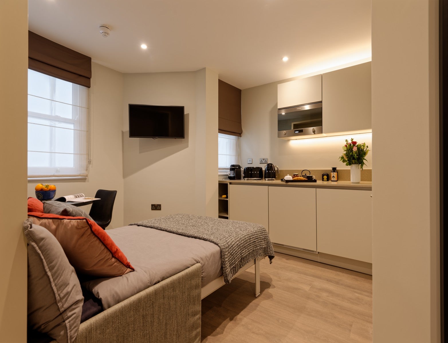 Flat Bingham Place in London