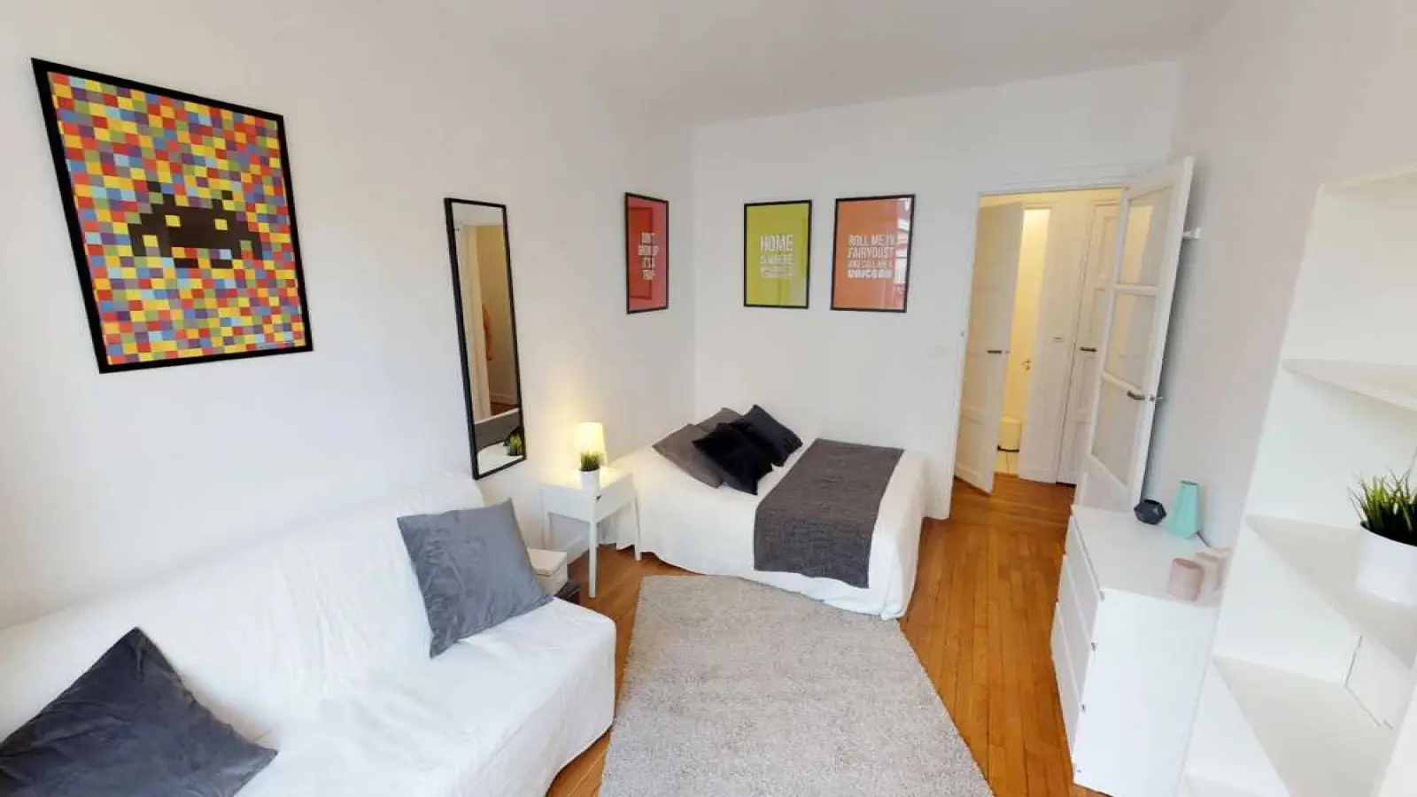 Flat Rue Paul Barruel in Paris