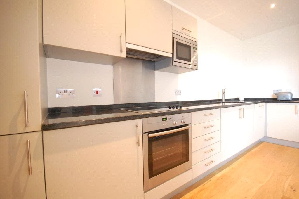 Flat Dereham Place in Greater London