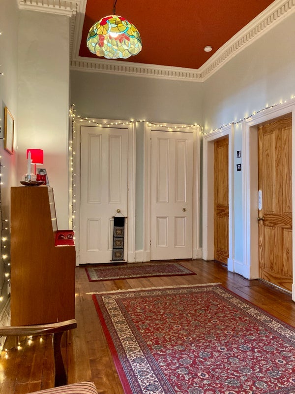 Room Nithsdale Road in Glasgow