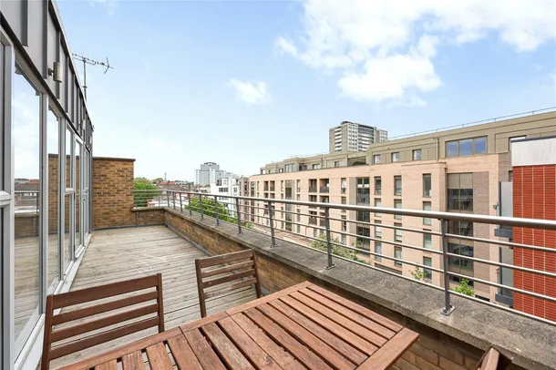 Flat Seward Street in Greater London
