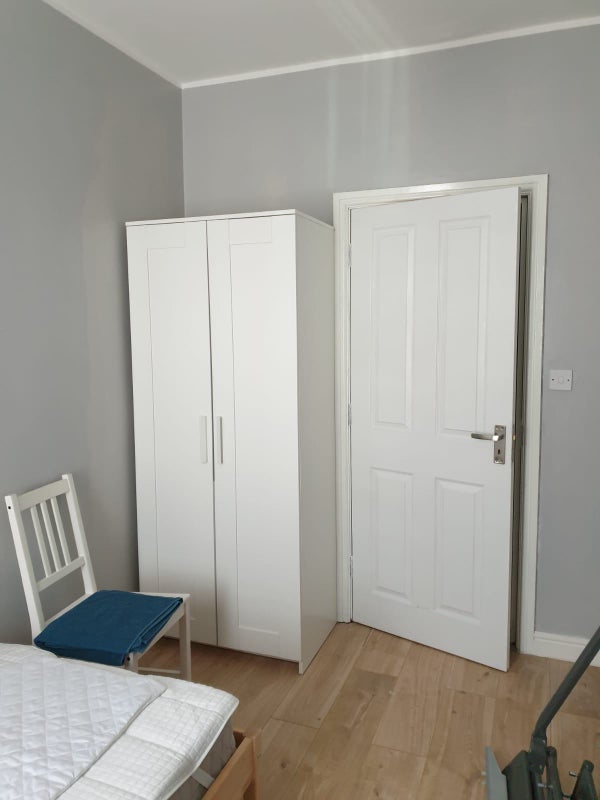 Room Daneshill Road in Leicester