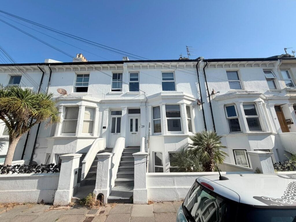 Flat Goldstone Road in Portslade by Sea