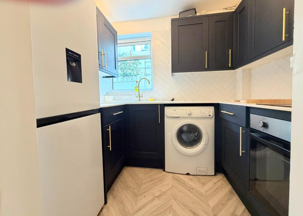 Flat Goldstone Road in Portslade by Sea