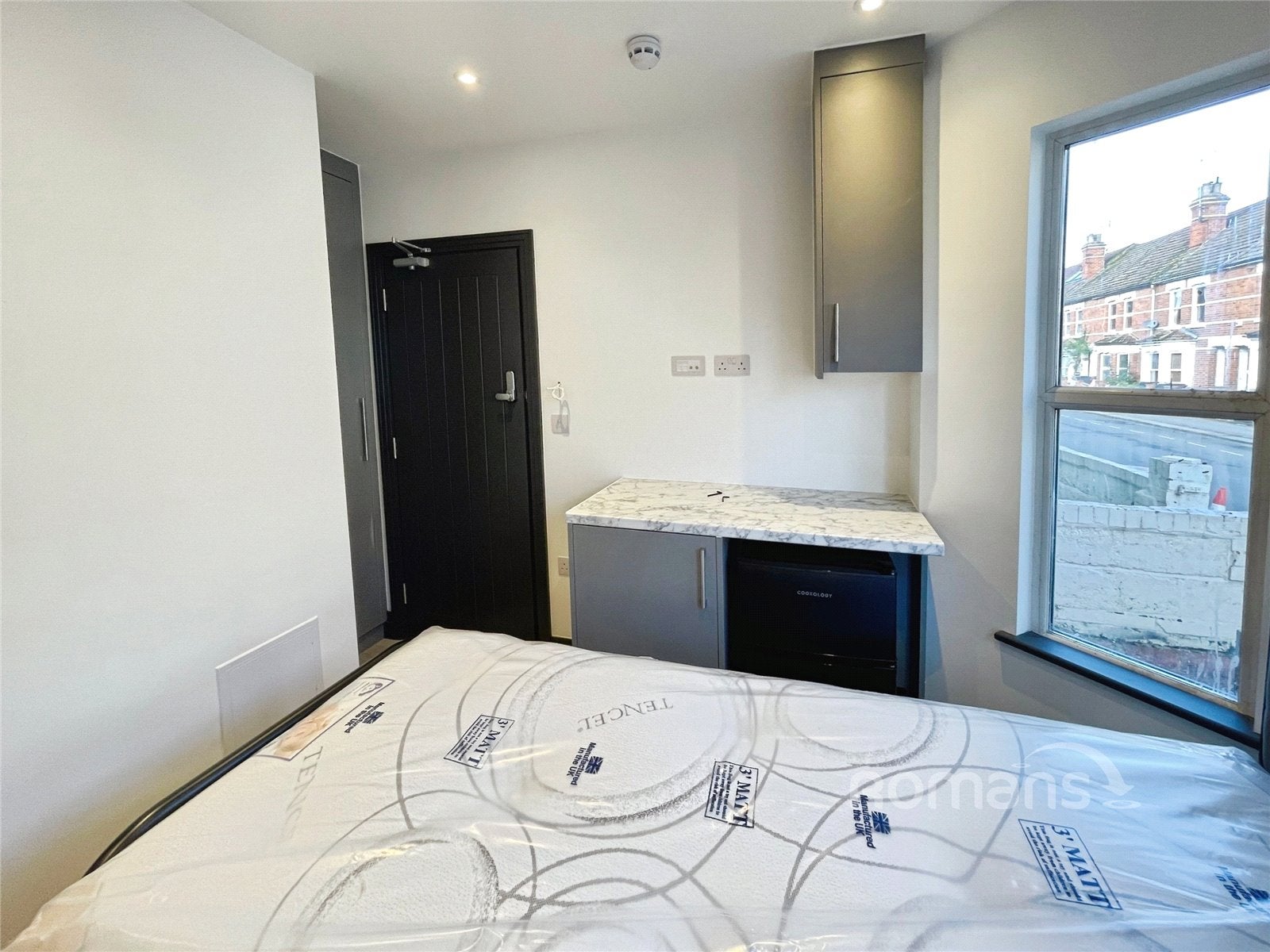 Room Norfolk Road in Reading