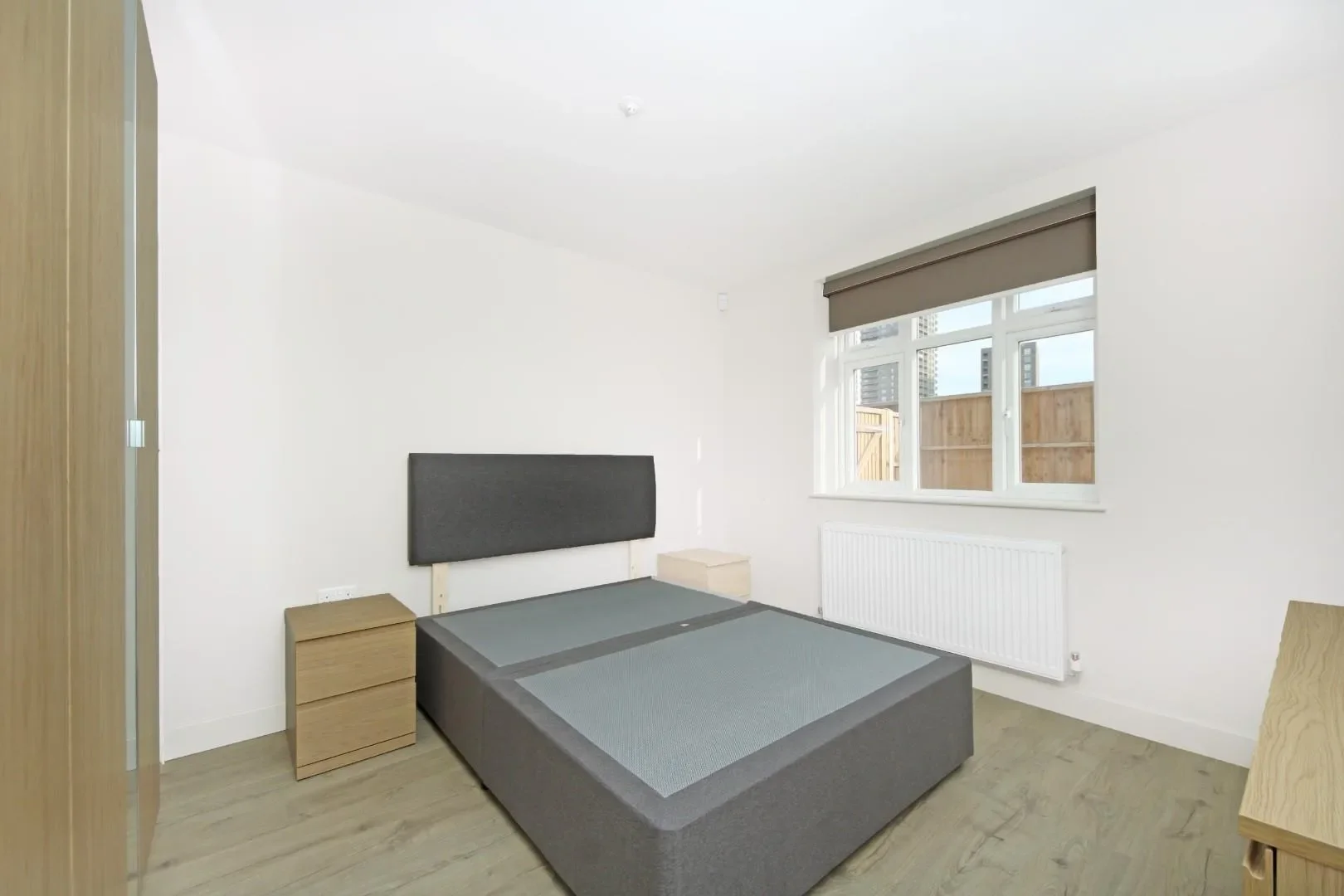 Flat Lowfield Road in Greater London