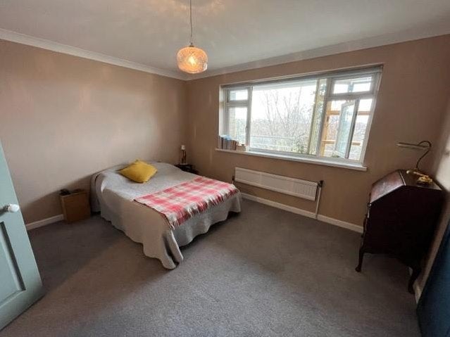 Flat Eaton Road in Portslade by Sea