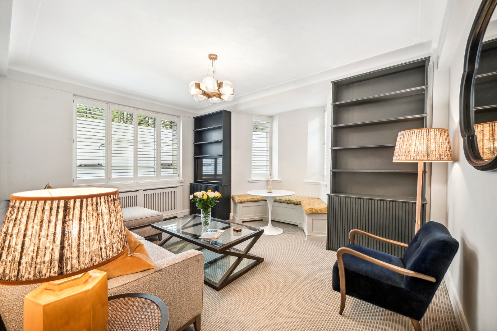 Flat Franklins Row in Greater London