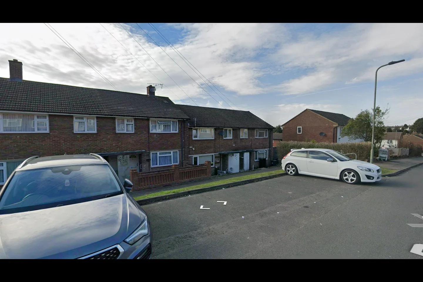 Flat Barnfield Road in Greater London