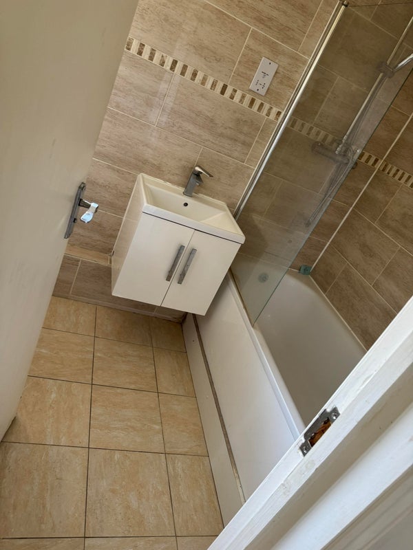 Room Corelli Road in Greater London