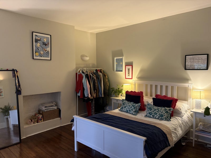 Room Trinity Road in Greater London