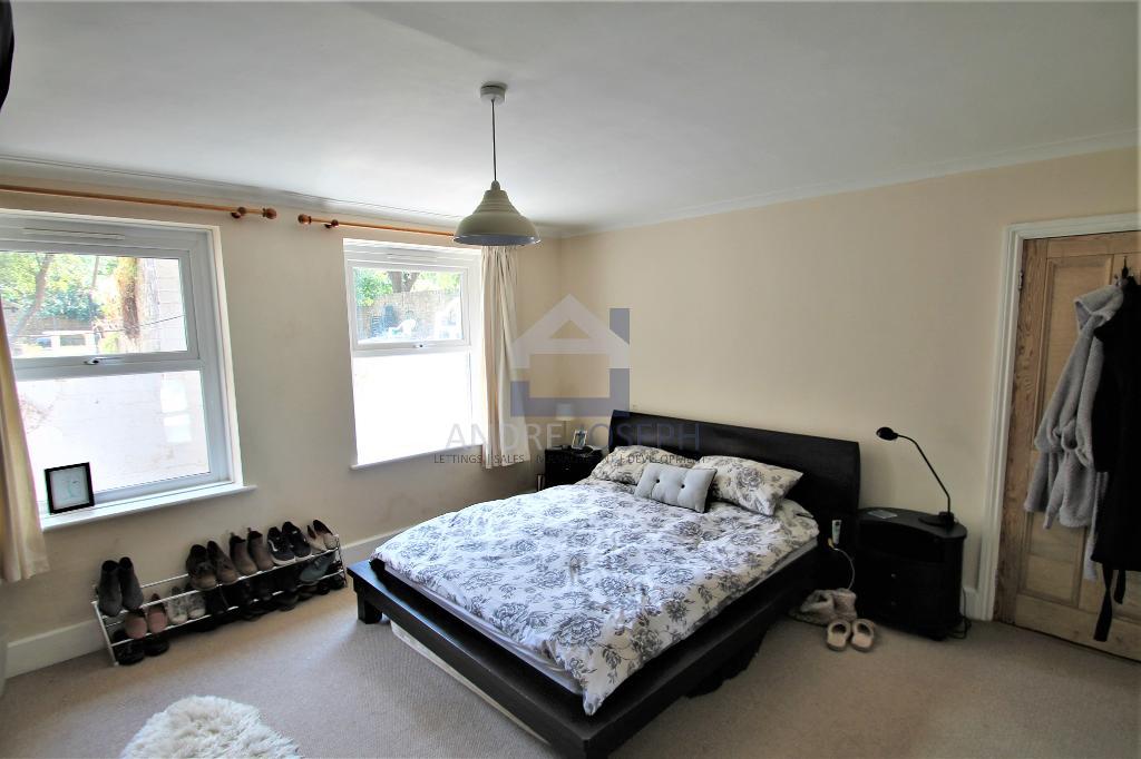 Flat Culverden Road in Greater London