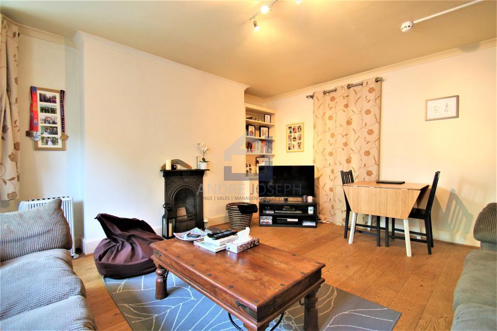 Flat Culverden Road in Greater London