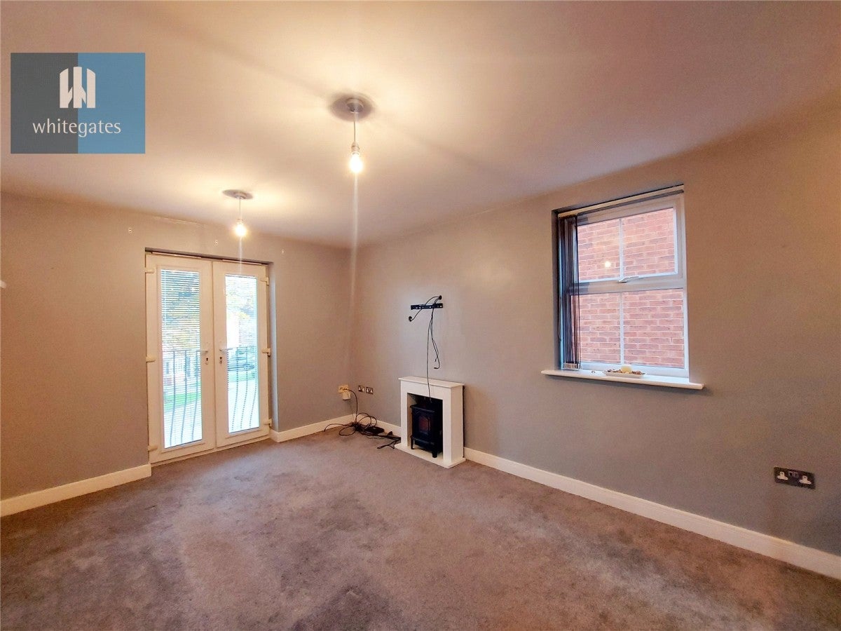 Flat Ebberton Close in Wakefield