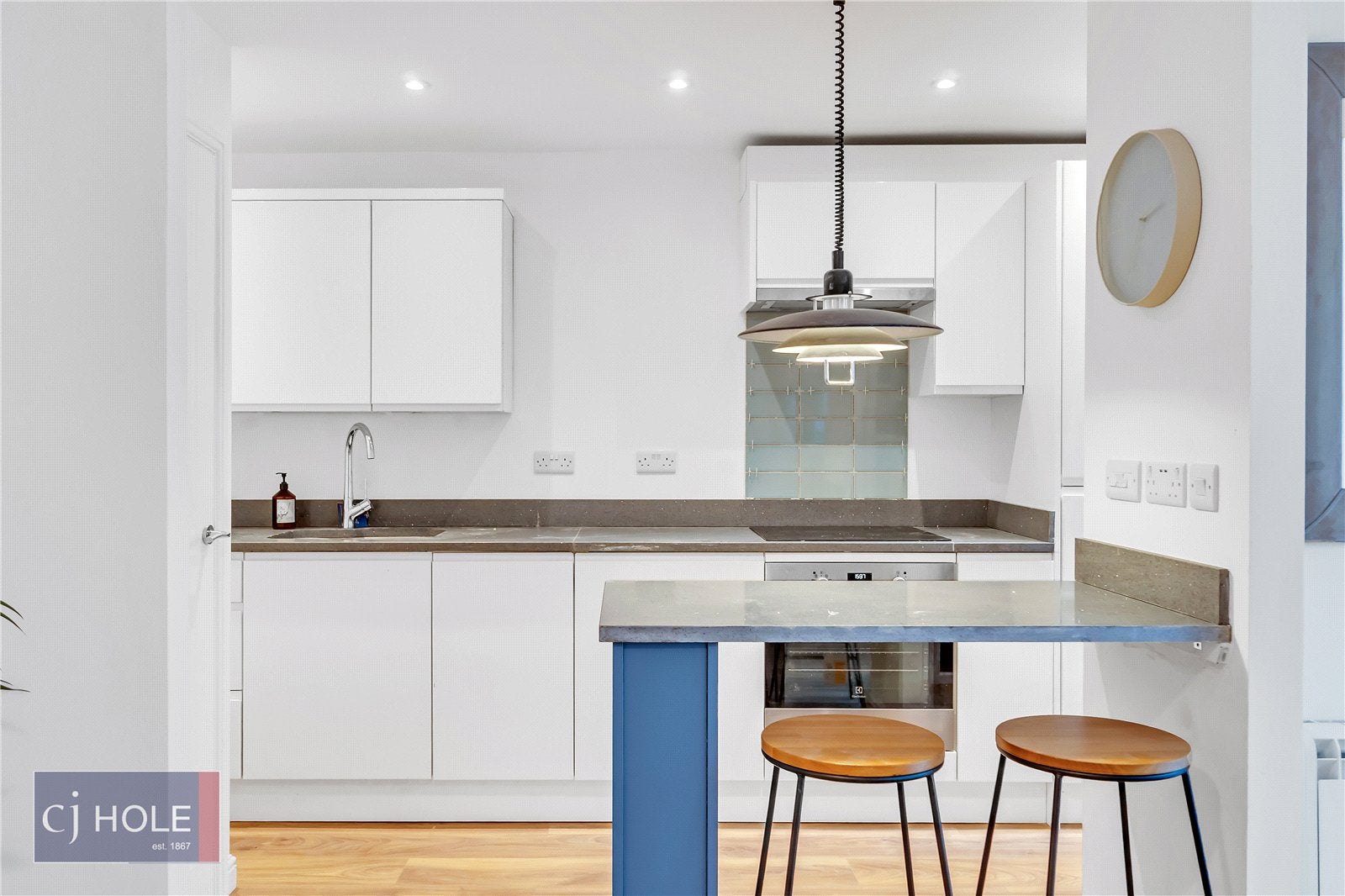Flat Hallen Close in Bristol