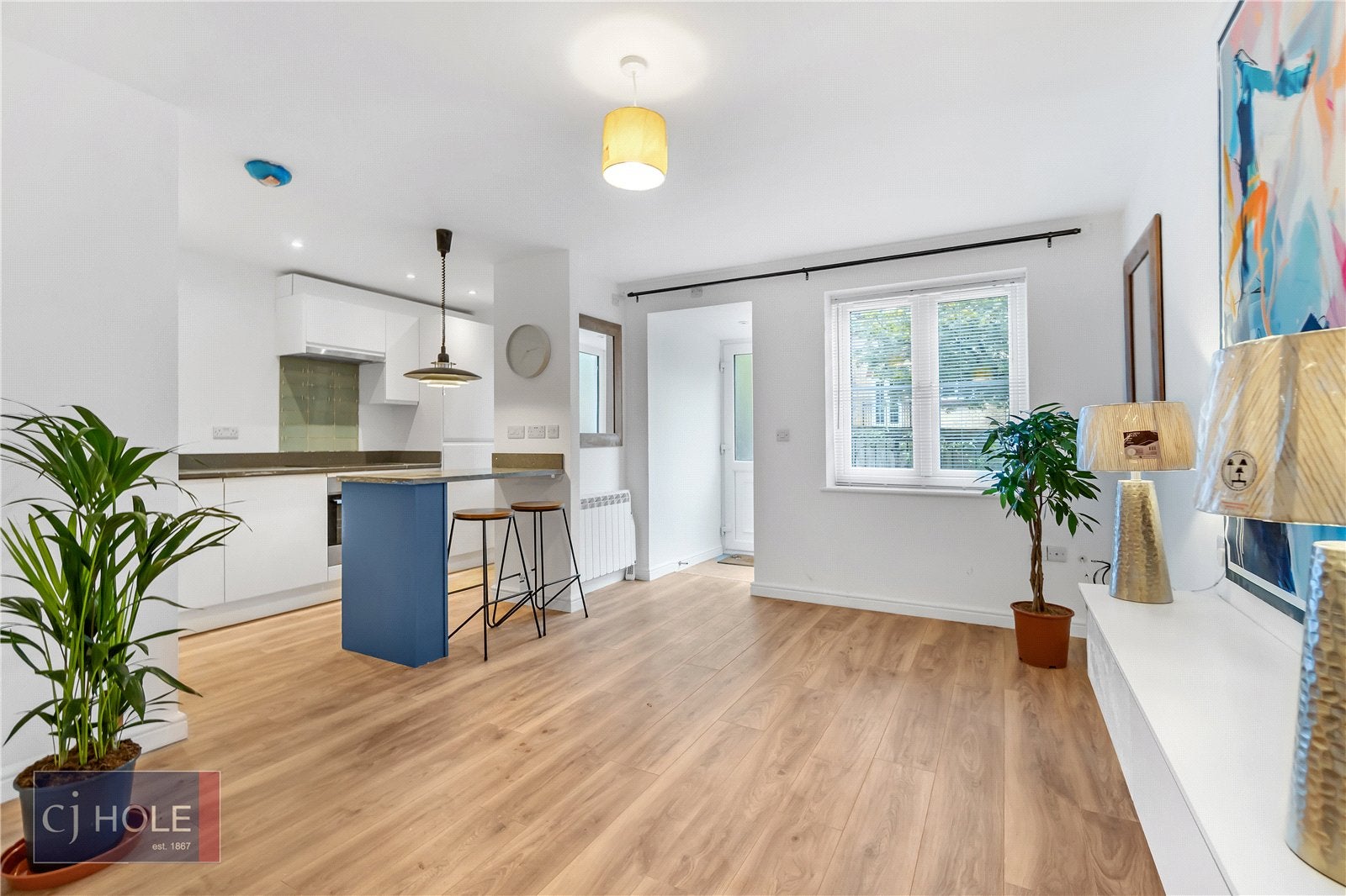 Flat Hallen Close in Bristol