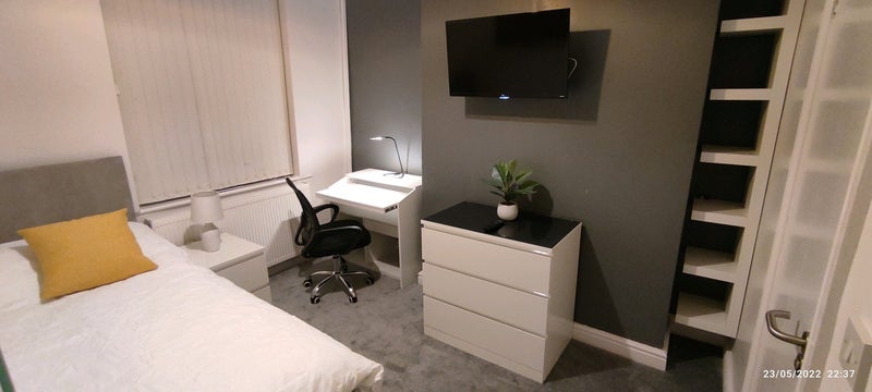 Room Fir Street in Burnley