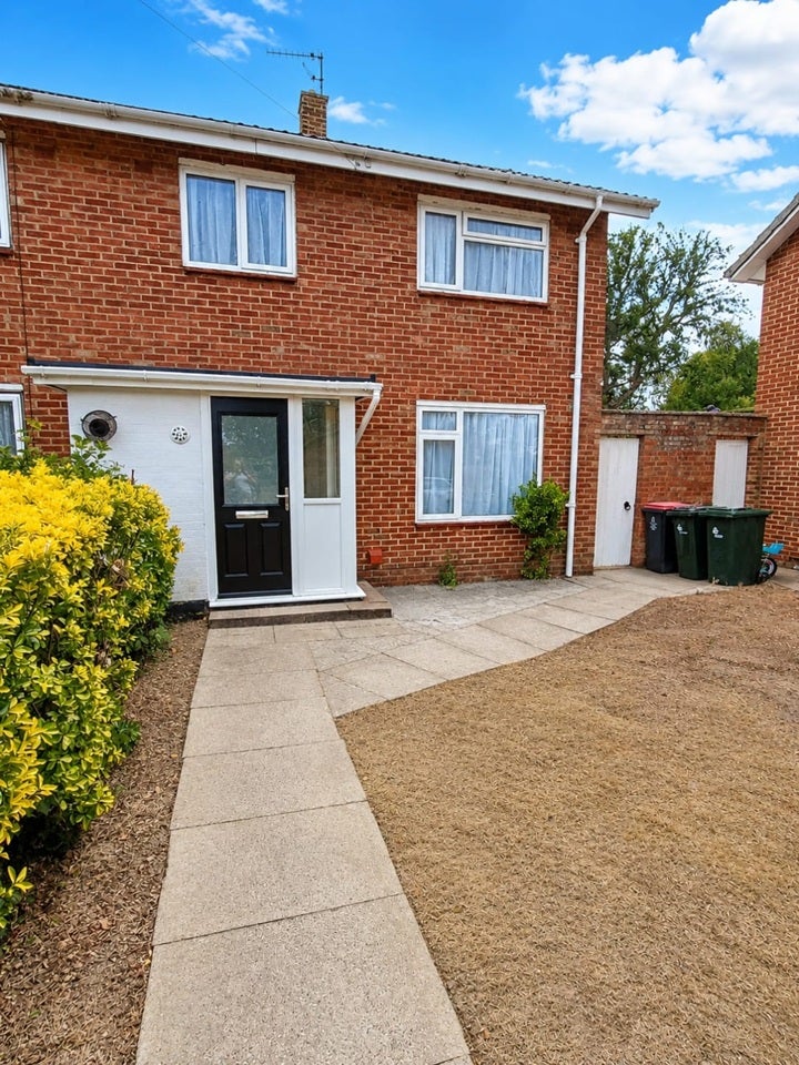 House Swift Lane in Crawley
