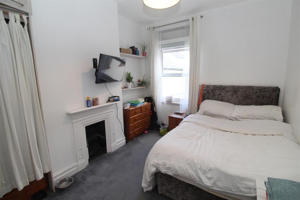 Room Burlington Terrace in Cardiff