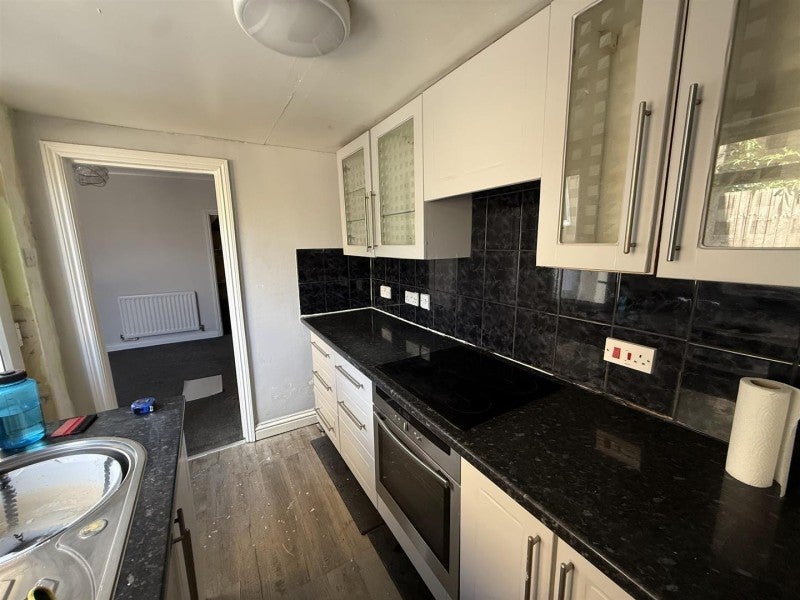 House Chantry Close in Peterborough