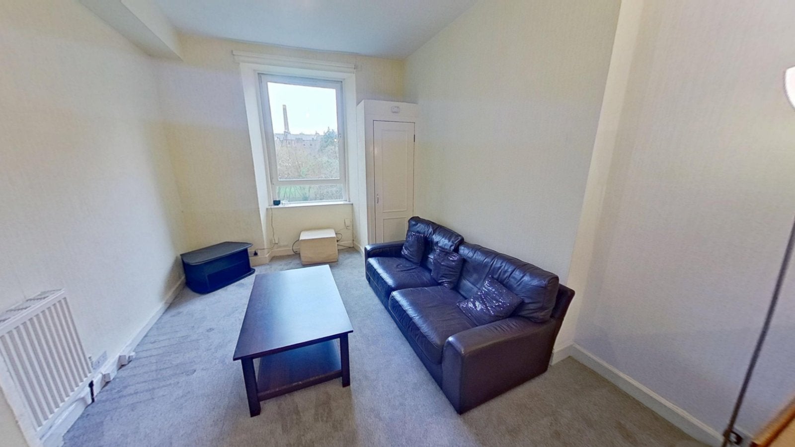 Flat Caledonian Crescent in City of Edinburgh