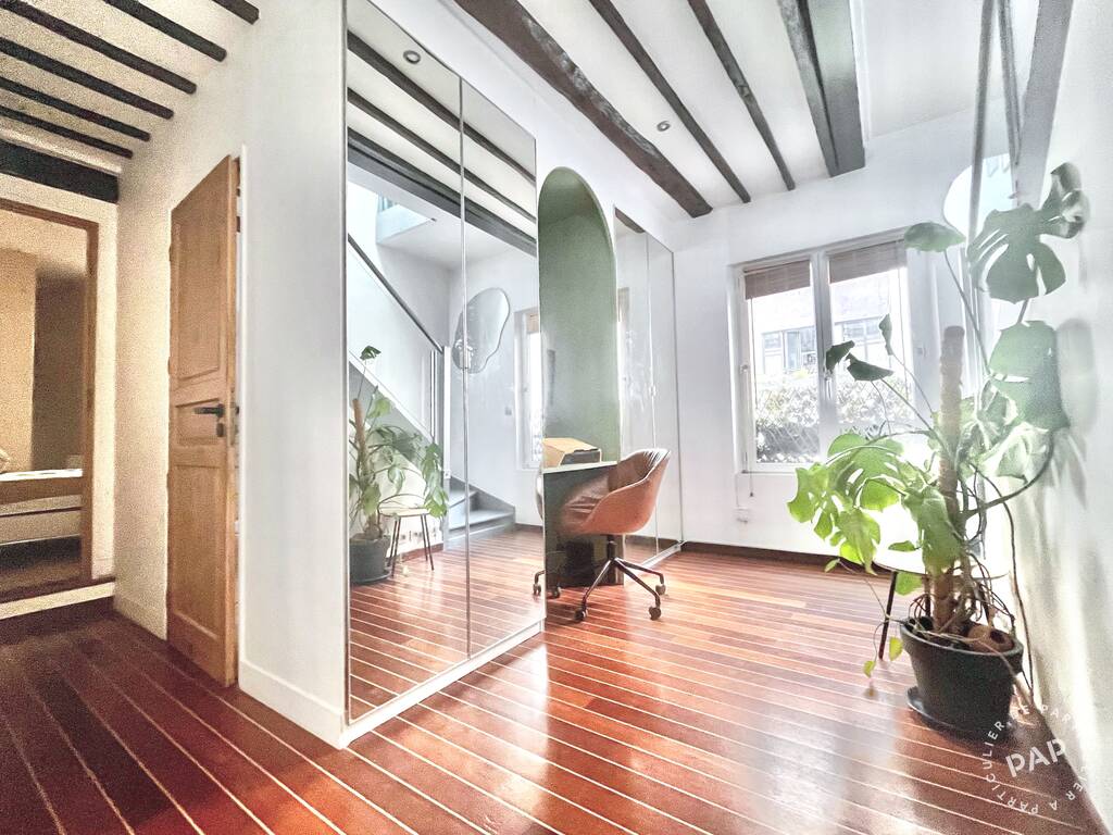 House Rue Antoinette Fouque in Paris