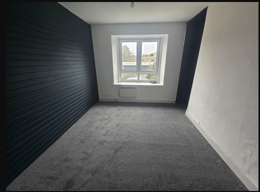 Flat Dens Road in Dundee