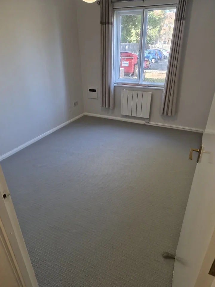 Flat Bath Road in Slough